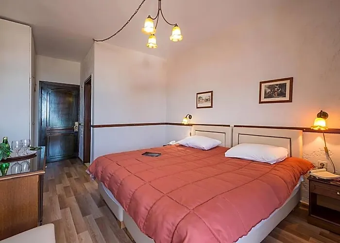 Jolly Hotel